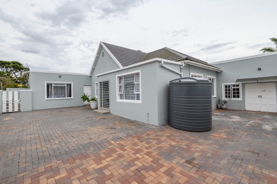 5 Bedroom Property for Sale in Mill Park Eastern Cape